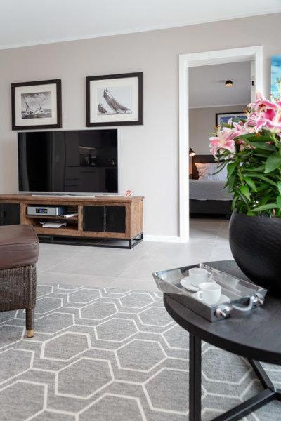 S27_33_ Long Island Apartment